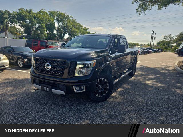 Nissan Titan