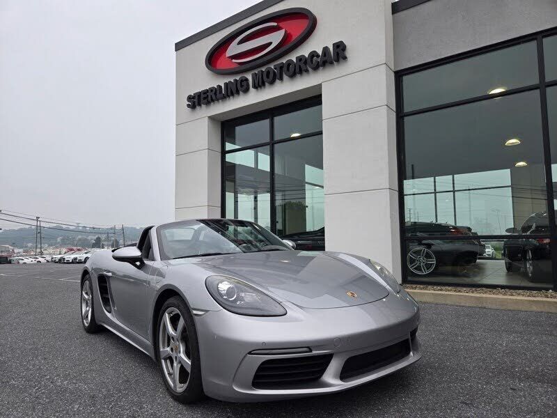 2017 PORSCHE Boxster