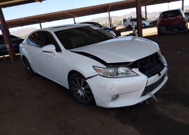 2014 LEXUS ES