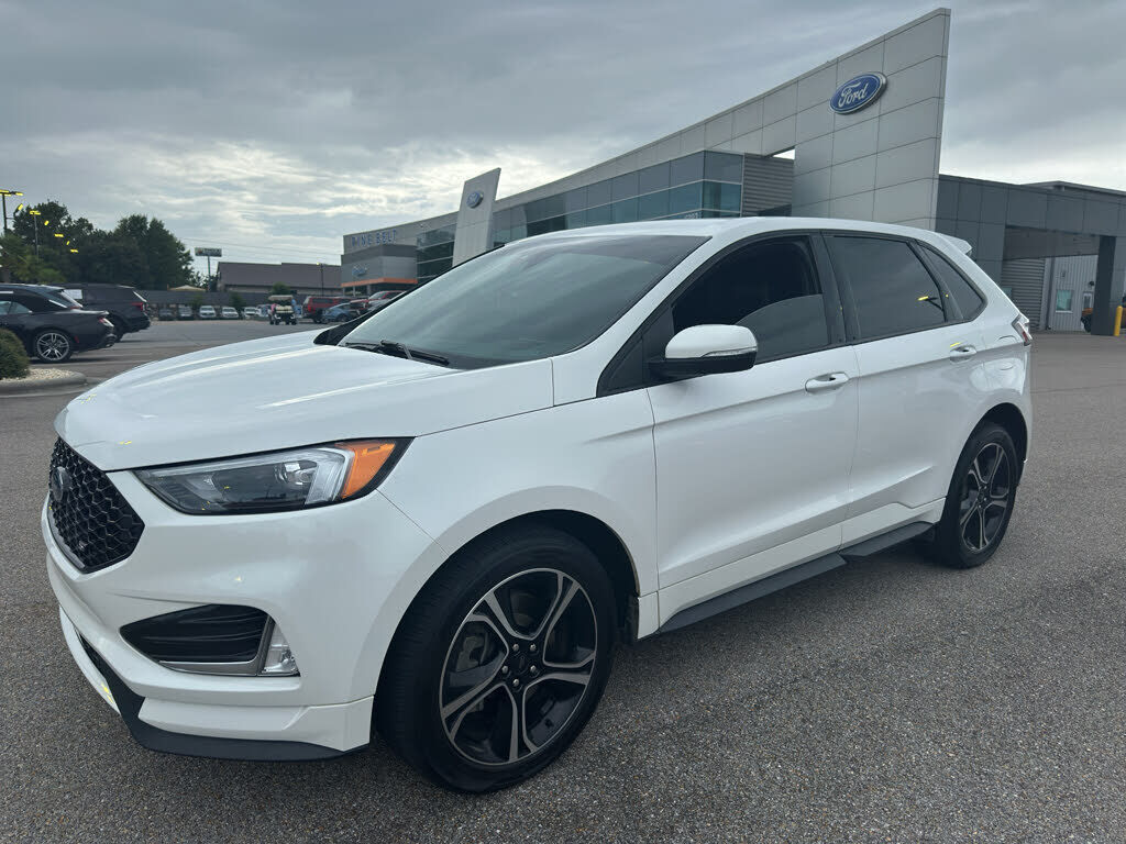2023 FORD Edge