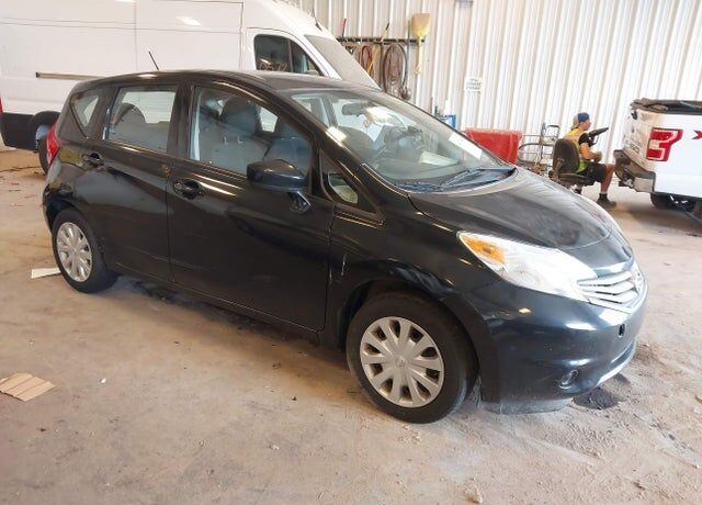 2016 NISSAN Versa