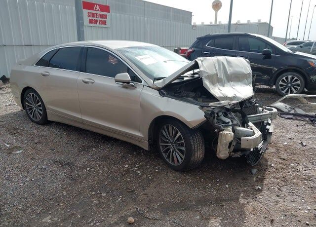 2017 LINCOLN MKZ