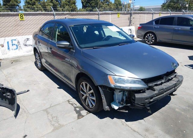 2013 VOLKSWAGEN Jetta