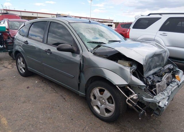 2004 FORD Focus