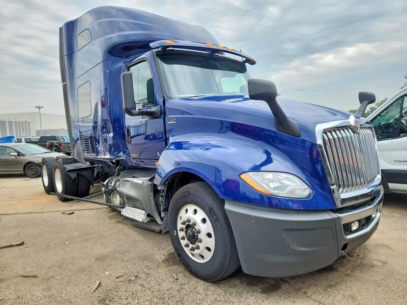 2022 INTERNATIONAL LT625