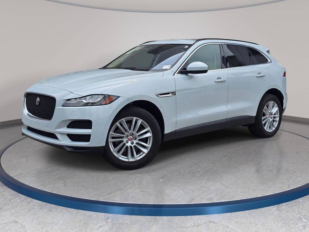 2017 JAGUAR F-Pace
