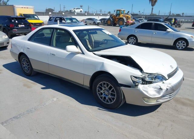 1999 LEXUS ES