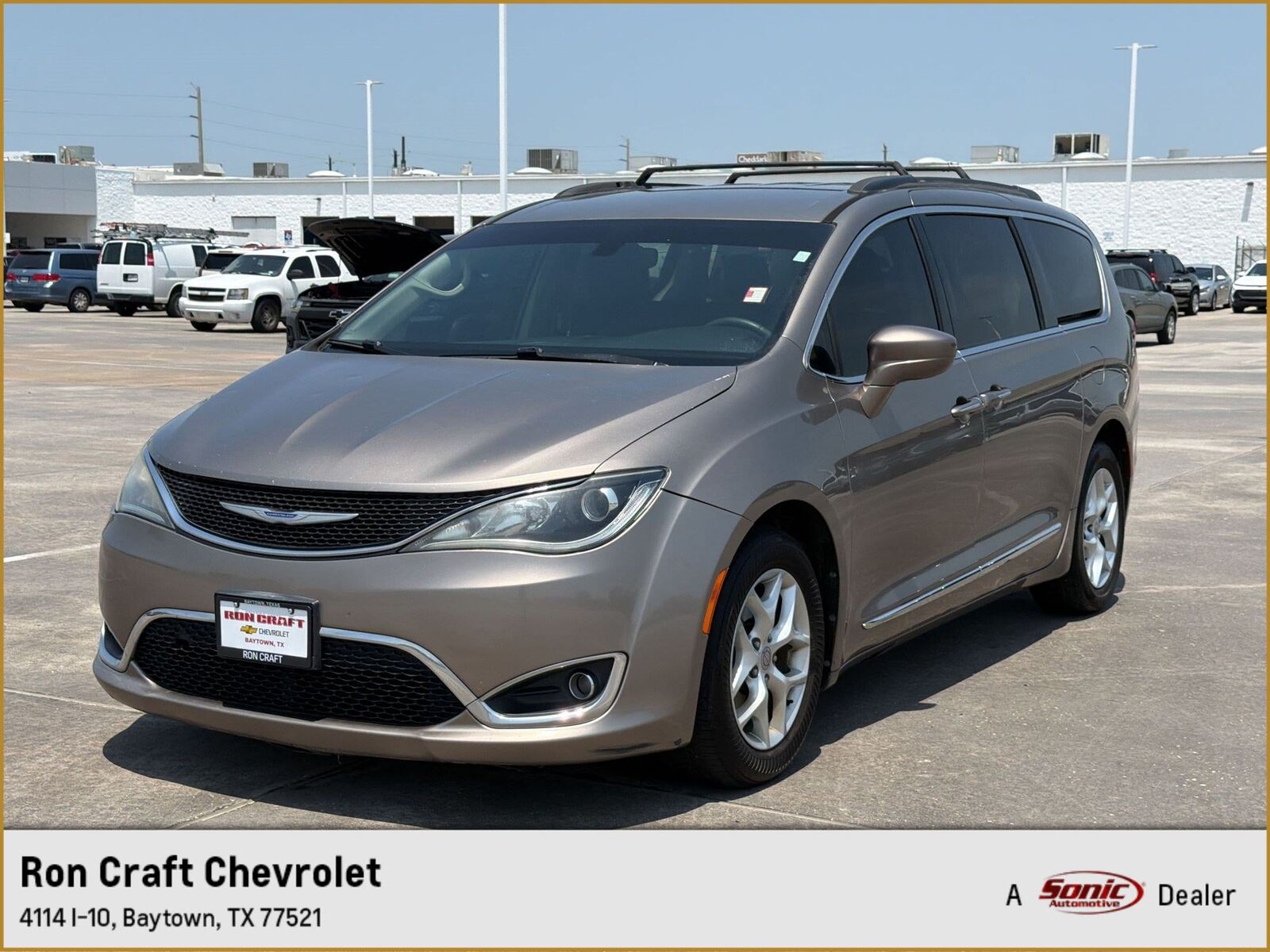2017 CHRYSLER Pacifica