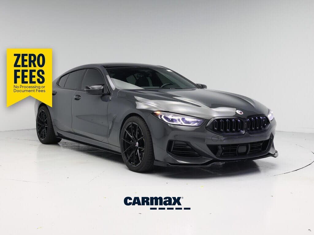 2023 BMW M8