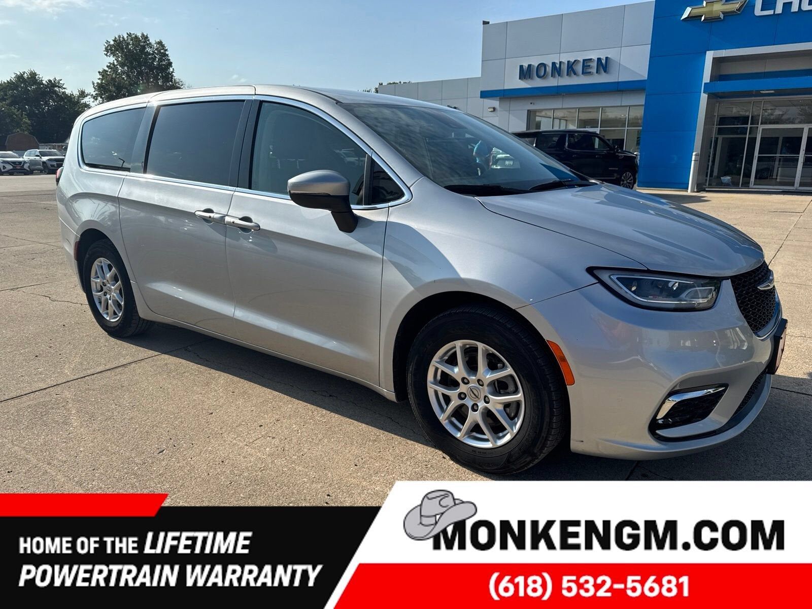 2023 CHRYSLER Pacifica