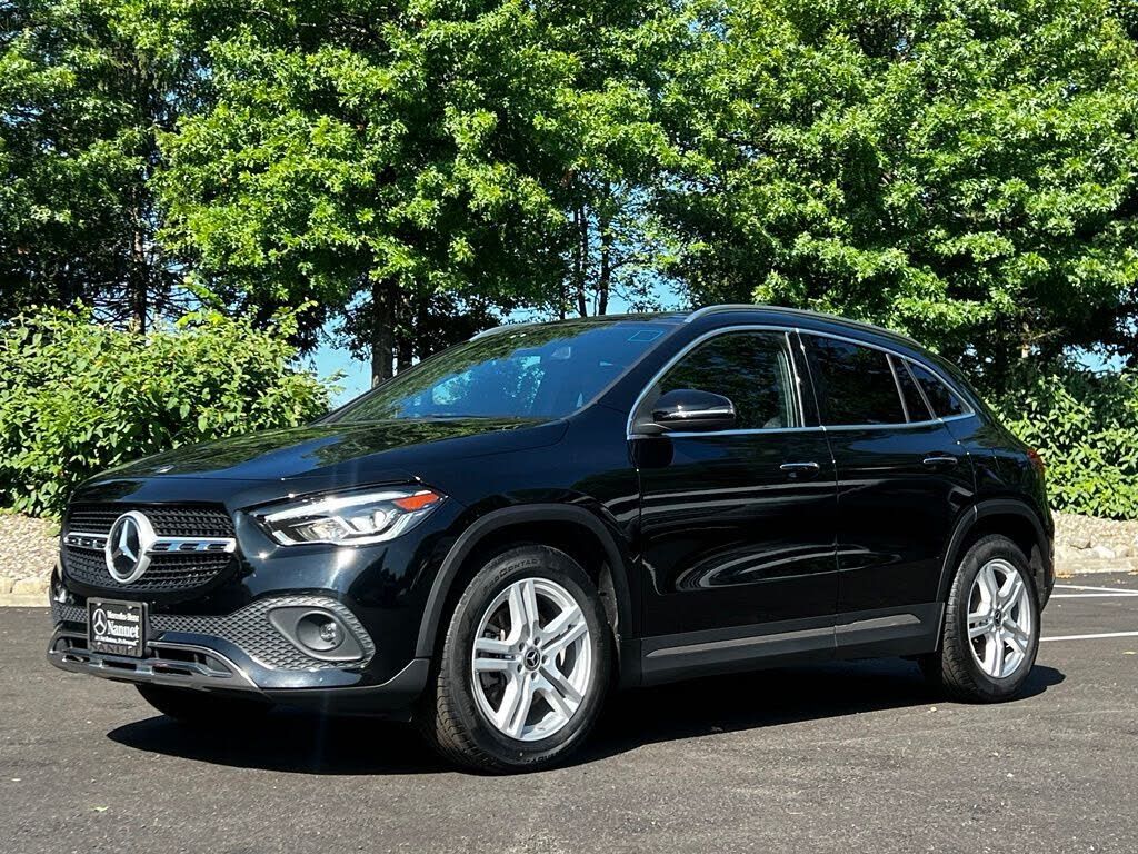 2021 MERCEDES-BENZ GLA-Class