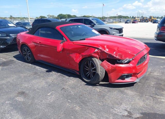 2015 FORD Mustang