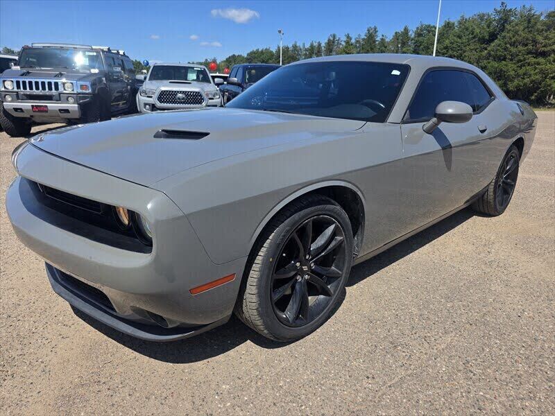 2017 DODGE Challenger
