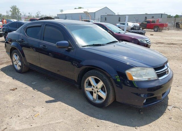 2011 DODGE Avenger