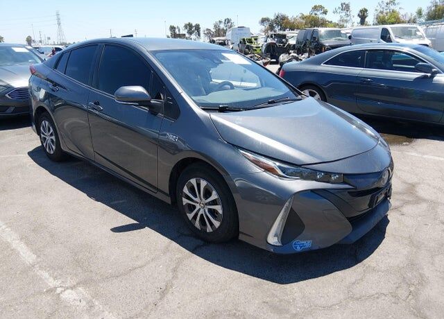 2021 TOYOTA Prius