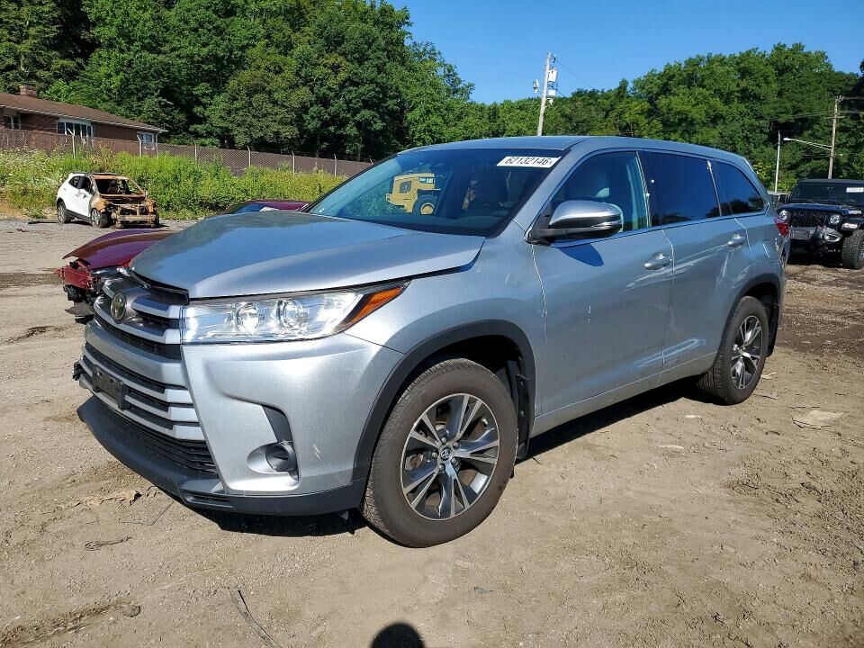 2018 TOYOTA Highlander