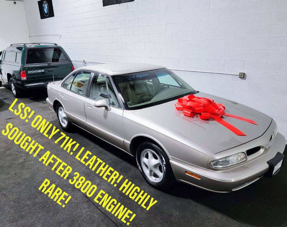 1997 OLDSMOBILE LSS