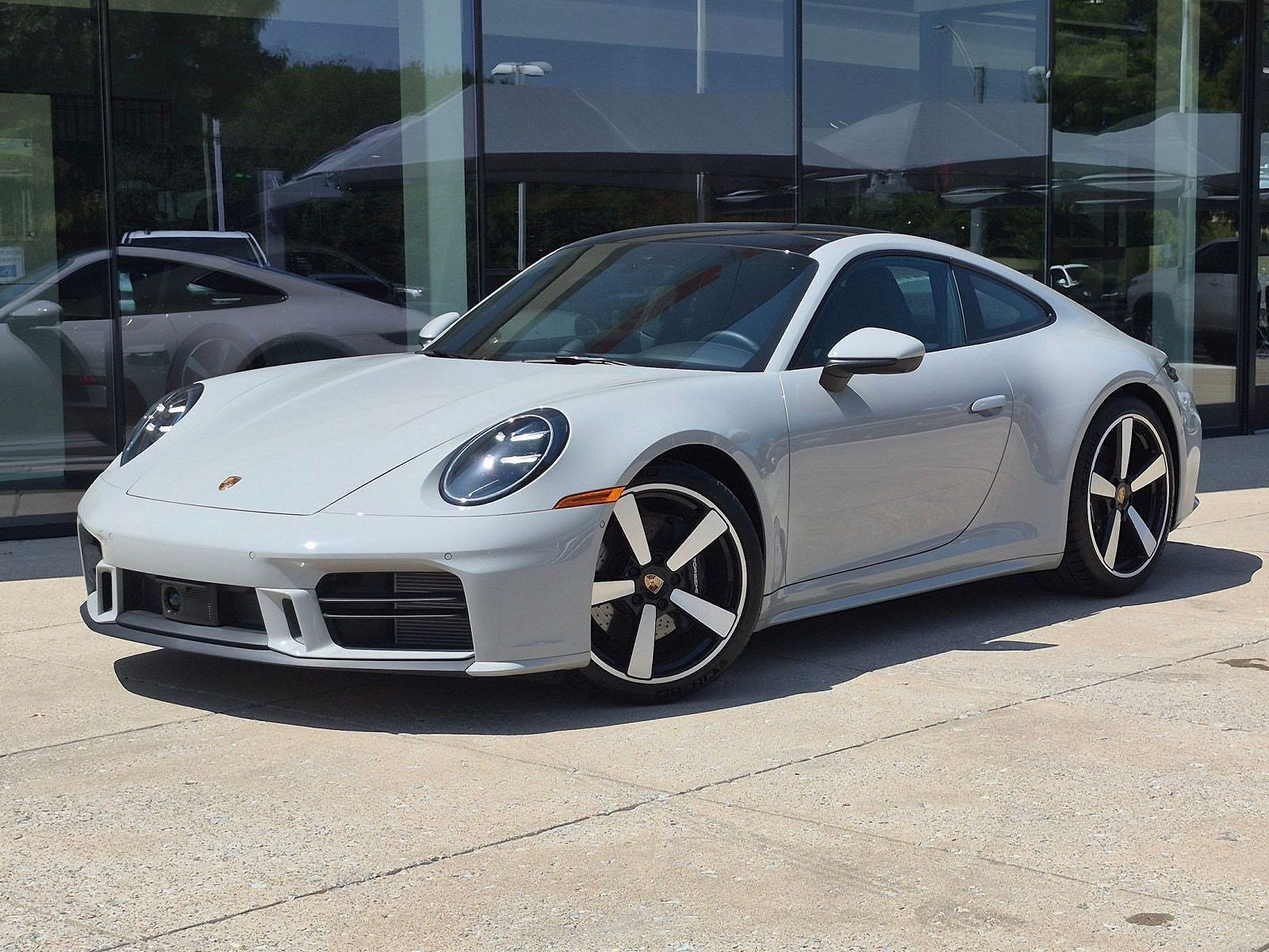 2026 PORSCHE 911