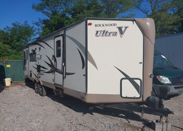 2017 FOREST RIVER Real-lite / Rockwood Lite Weight Trailers