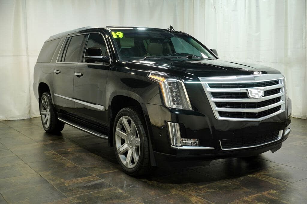 2019 CADILLAC Escalade ESV