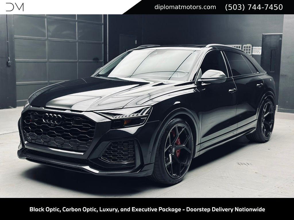 2022 AUDI RS Q8