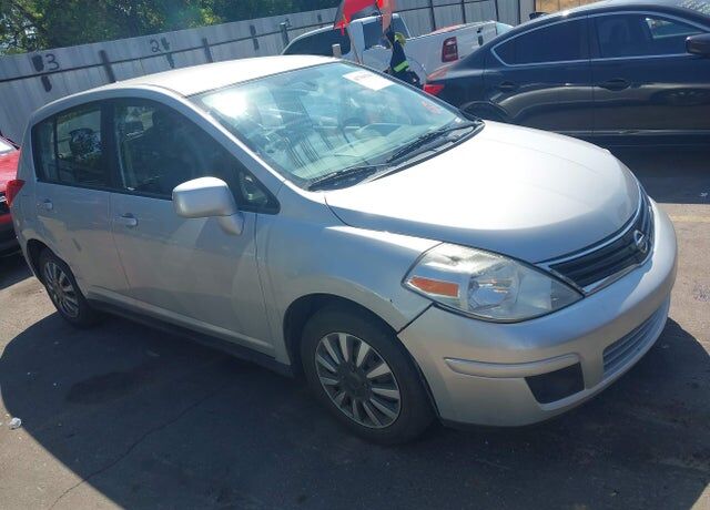 2012 NISSAN Versa