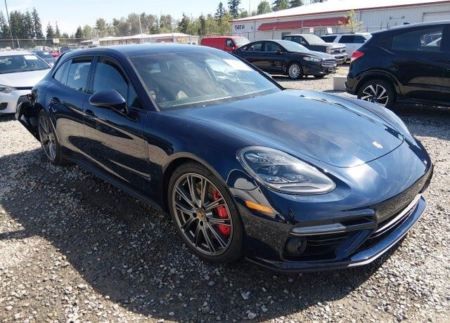 2018 PORSCHE Panamera