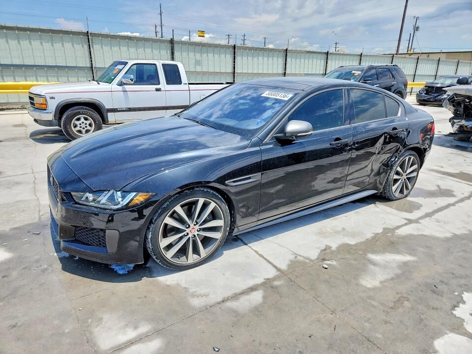 2019 JAGUAR XE