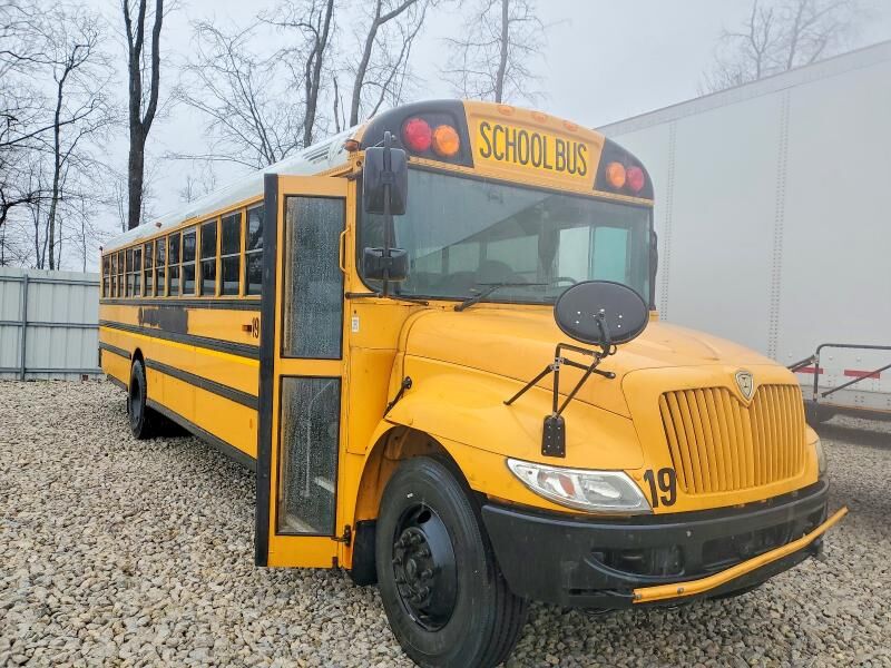 2014 IC BUS PB105