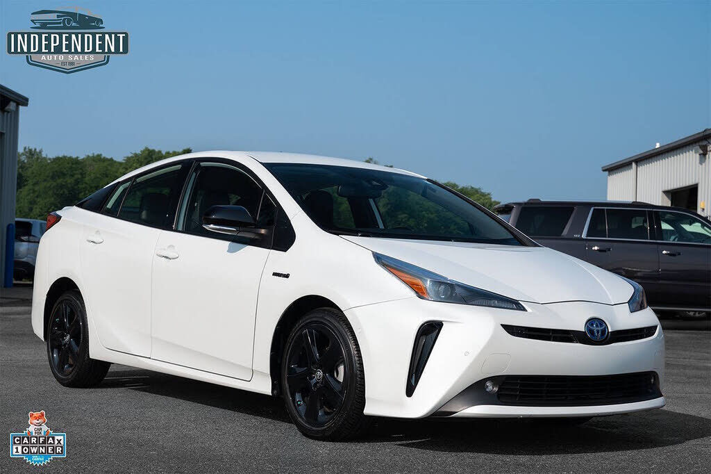 2021 TOYOTA PRIUS