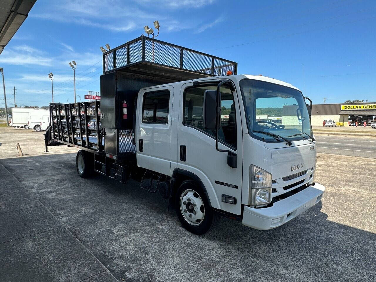2017 ISUZU NQR/NRR