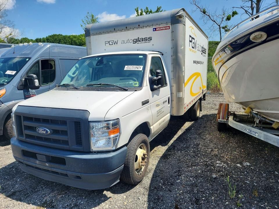2021 FORD E-350