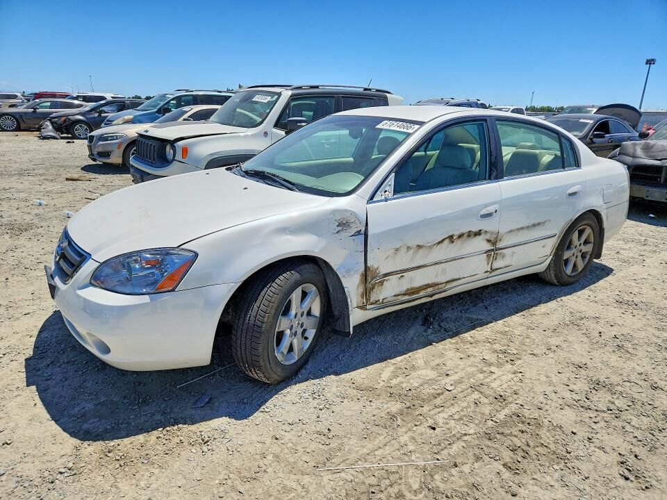 2003 NISSAN Altima