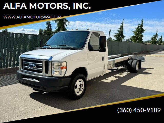 2011 FORD E-450