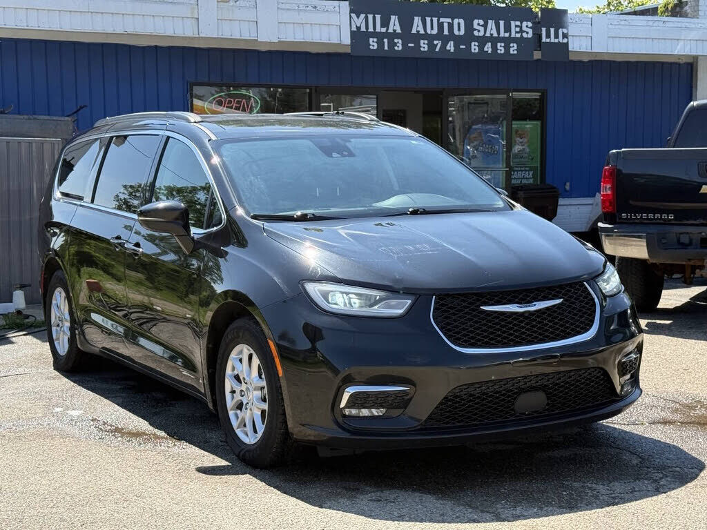 2022 CHRYSLER Pacifica