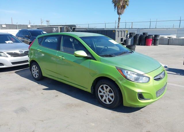 2012 HYUNDAI Accent