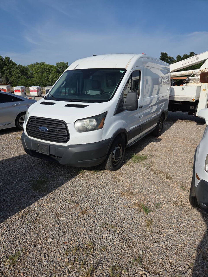 2017 FORD Transit