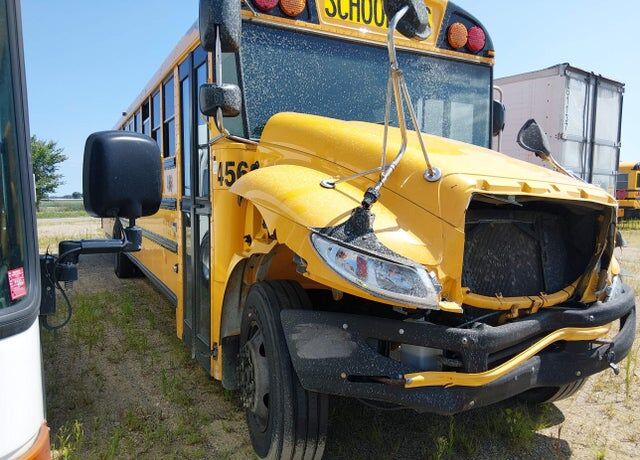 2020 IC BUS PB105