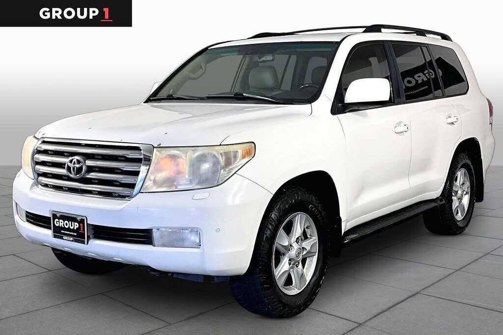2011 TOYOTA Land Cruiser