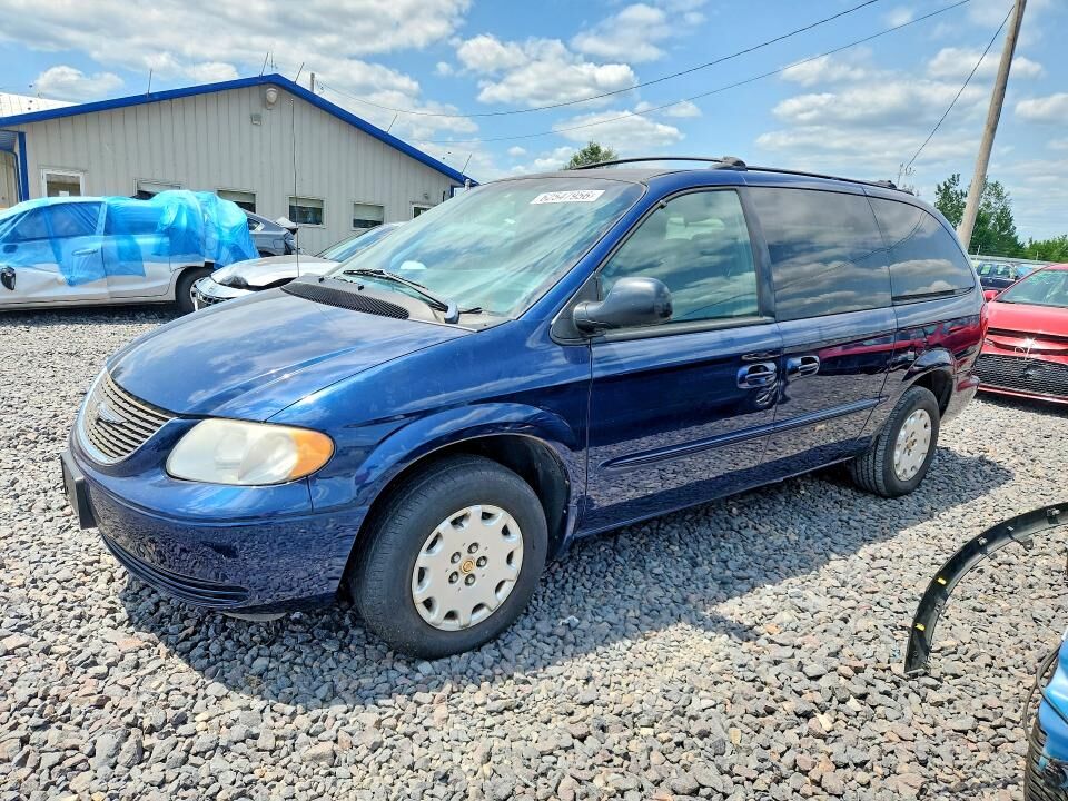 2002 CHRYSLER Town and Country