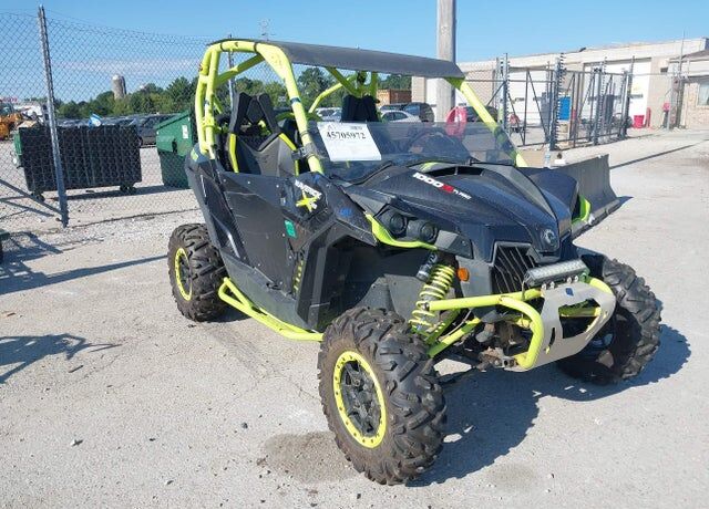 2015 CAN-AM Maverick - XDS DPS