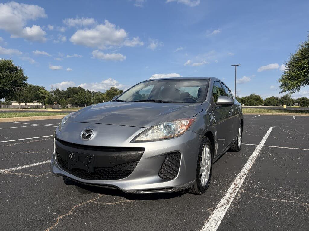 2013 MAZDA Mazda3