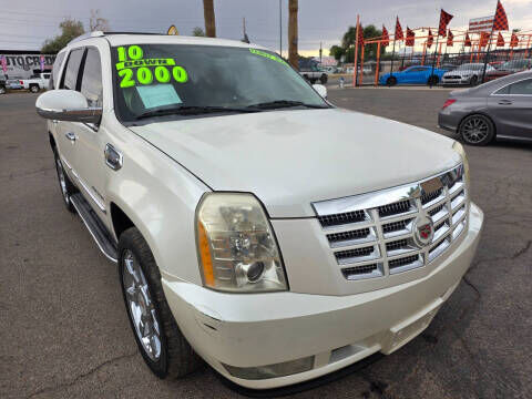 2010 CADILLAC Escalade