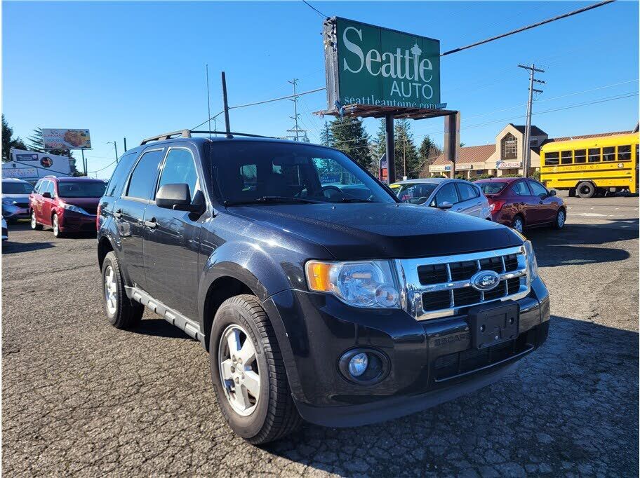 2011 FORD Escape