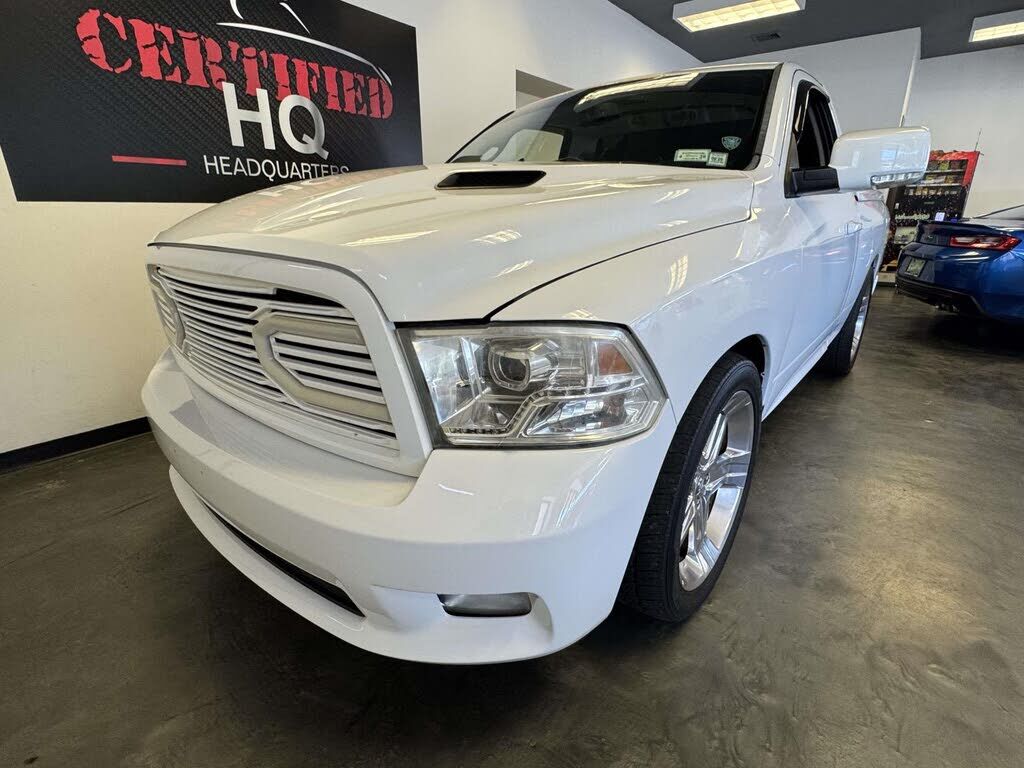 2012 DODGE Ram