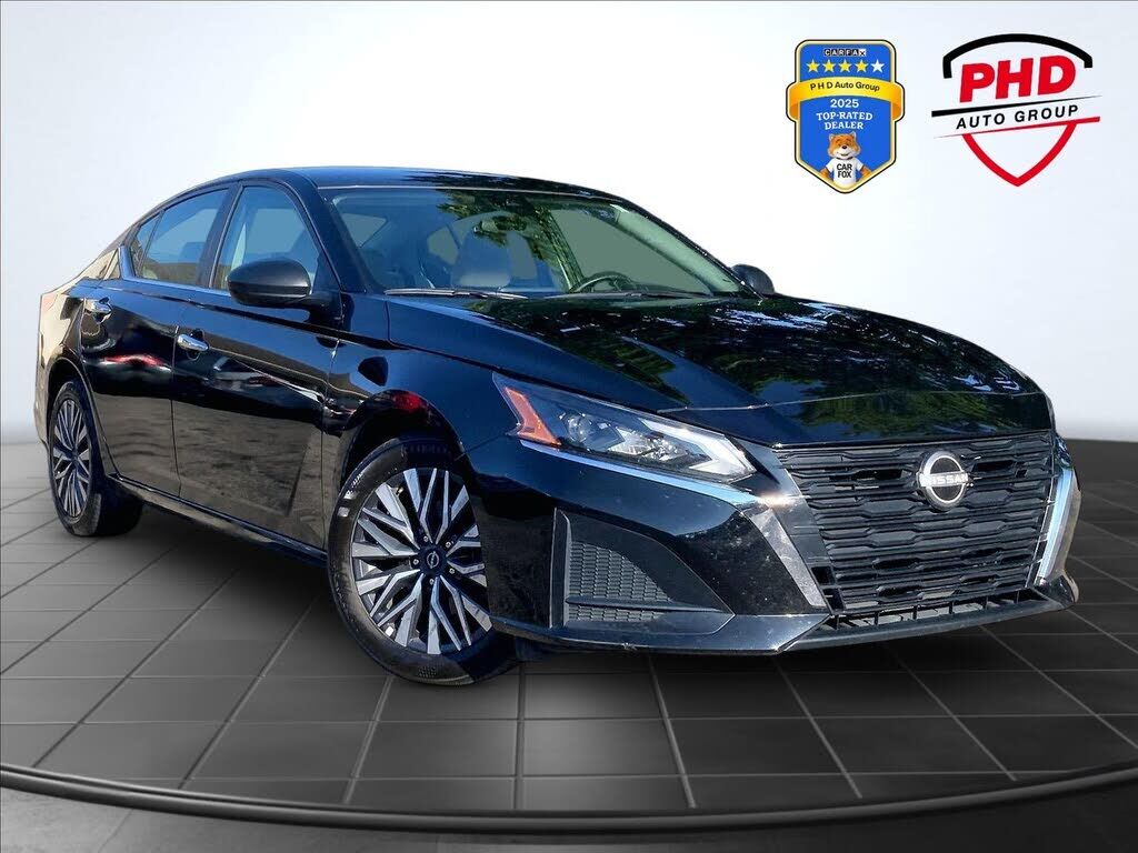 2025 NISSAN Altima