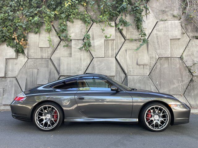 2002 PORSCHE 911