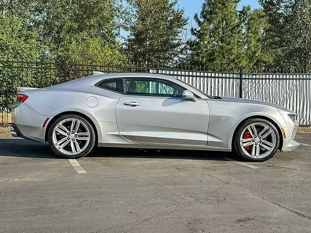 2017 CHEVROLET Camaro