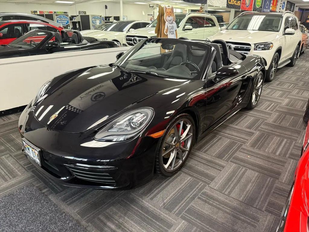2018 PORSCHE 718