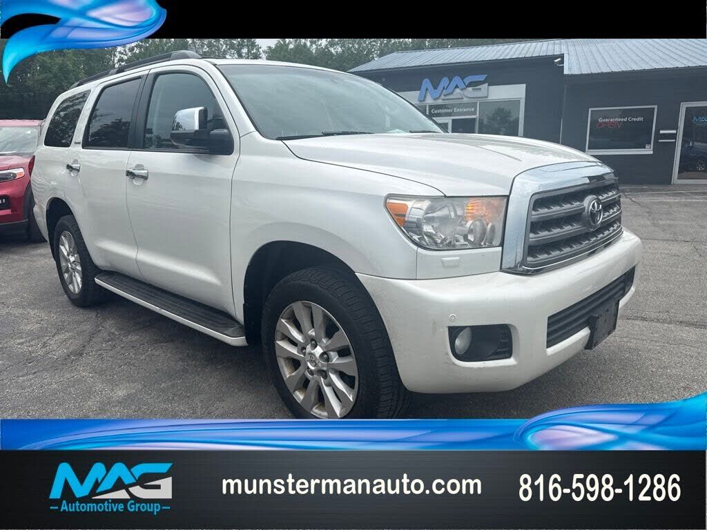 2014 TOYOTA Sequoia